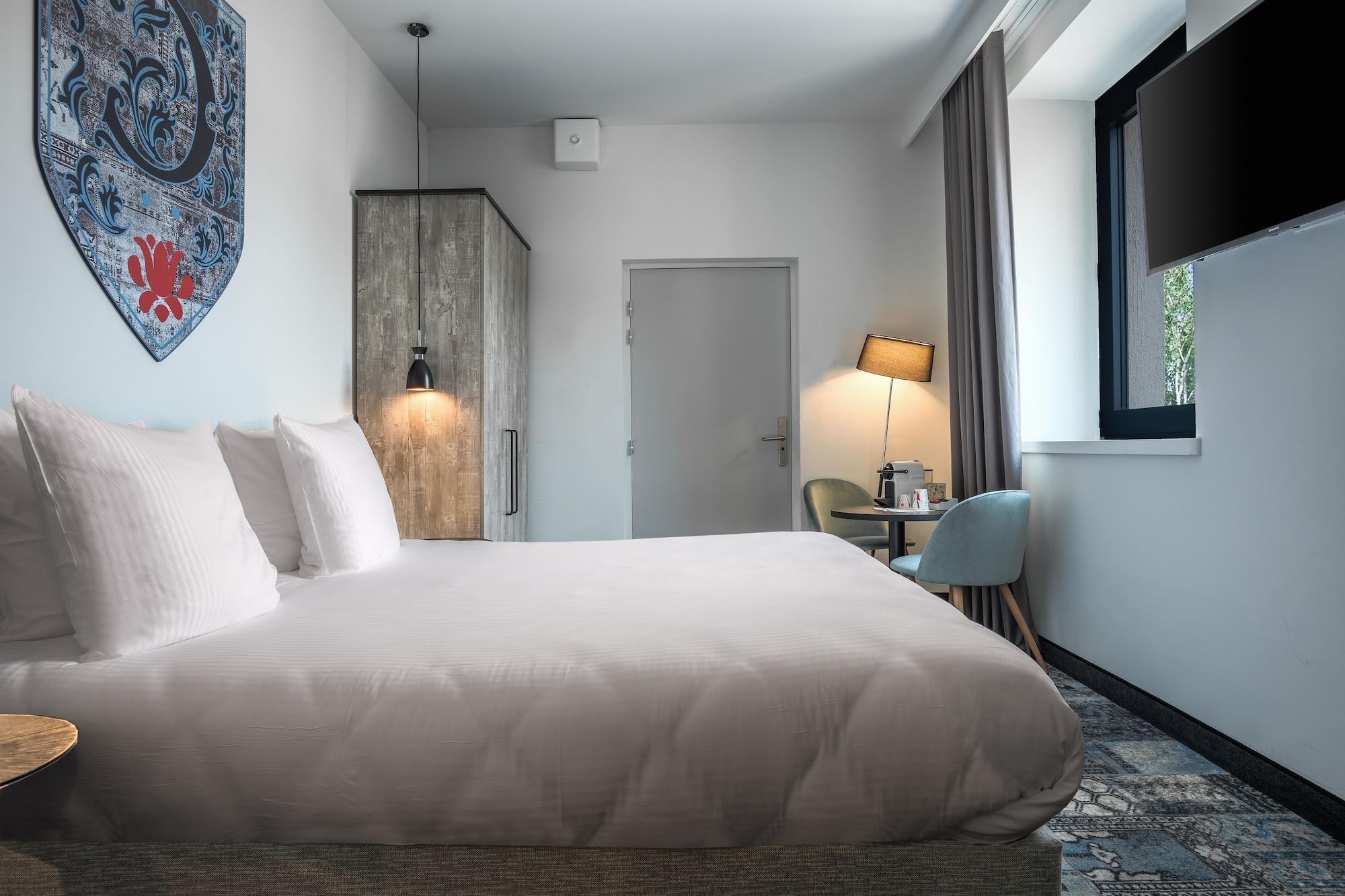 Sowell Hotels Les Chevaliers Carcassonne Bagian luar foto