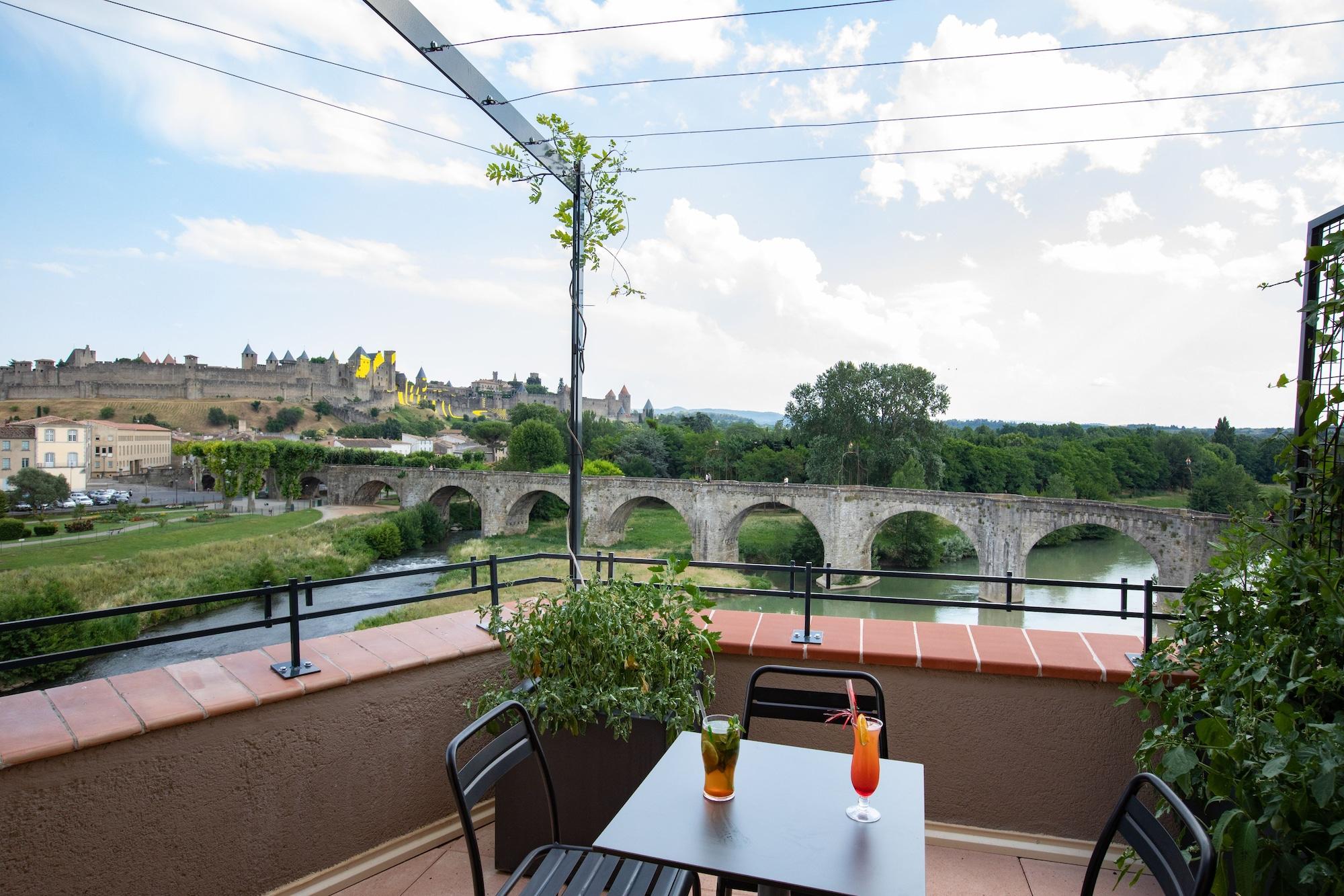 Sowell Hotels Les Chevaliers Carcassonne Bagian luar foto