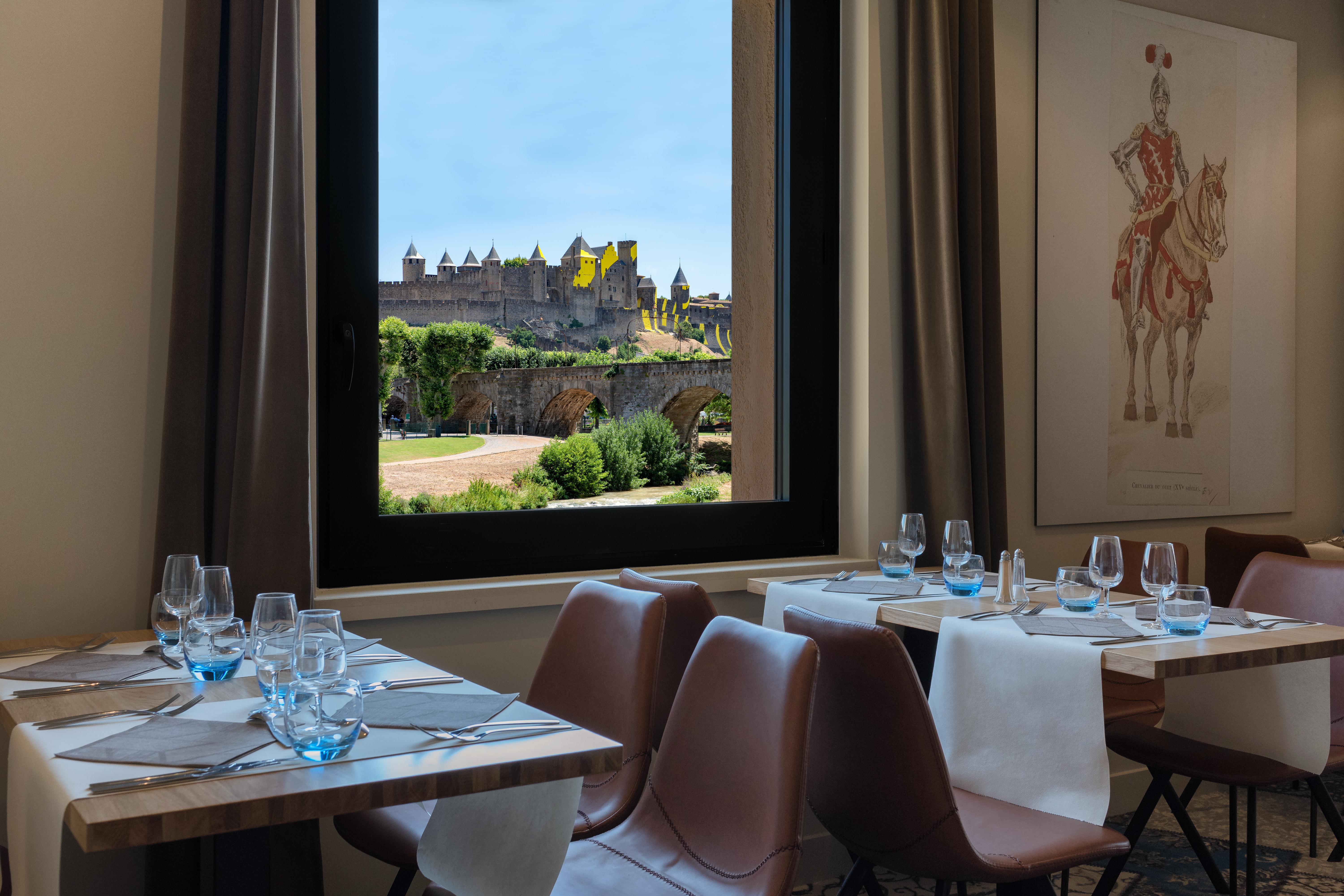Sowell Hotels Les Chevaliers Carcassonne Bagian luar foto