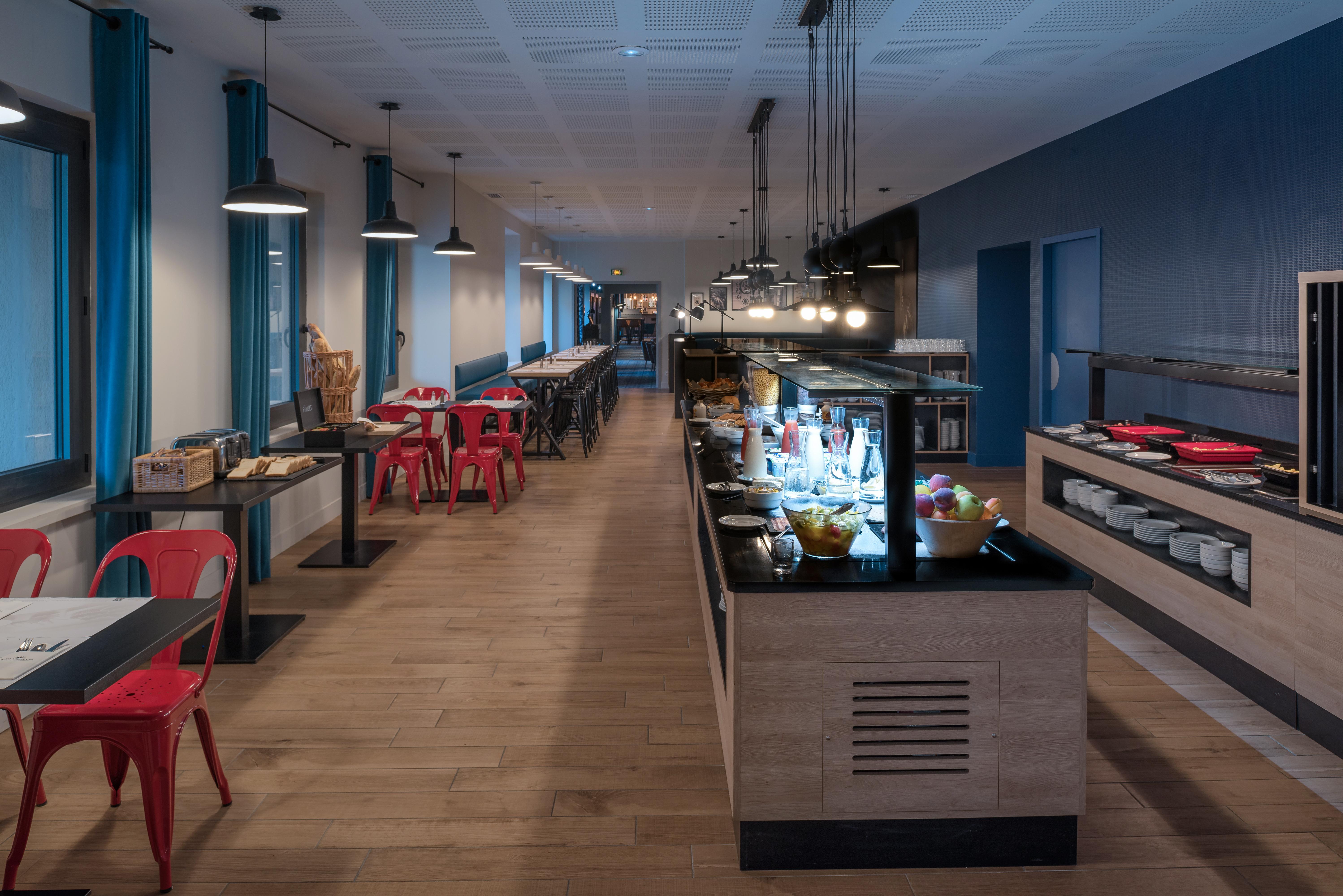 Sowell Hotels Les Chevaliers Carcassonne Bagian luar foto