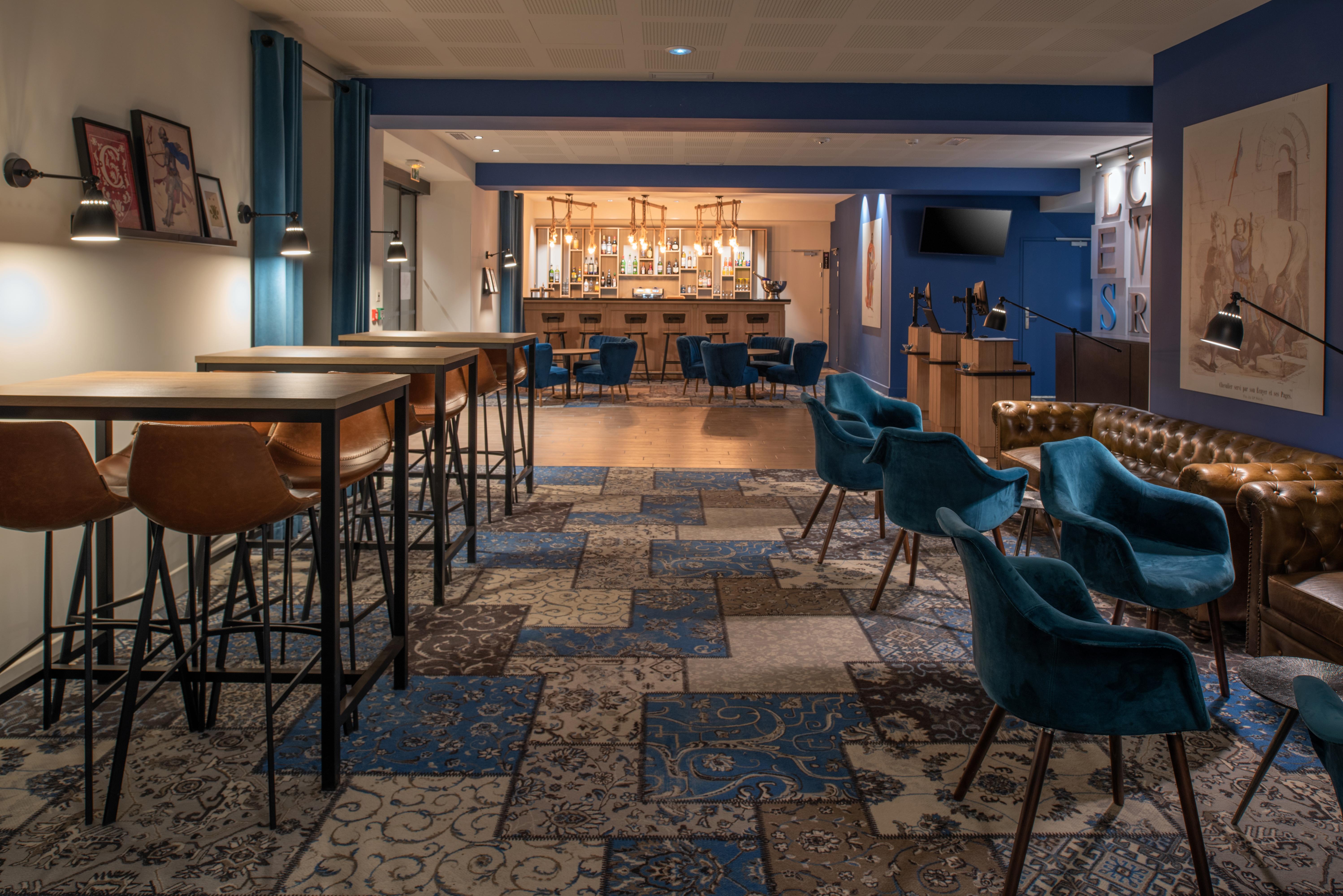 Sowell Hotels Les Chevaliers Carcassonne Bagian luar foto