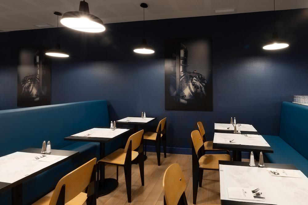 Sowell Hotels Les Chevaliers Carcassonne Bagian luar foto