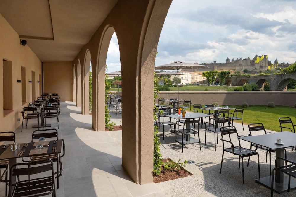 Sowell Hotels Les Chevaliers Carcassonne Bagian luar foto