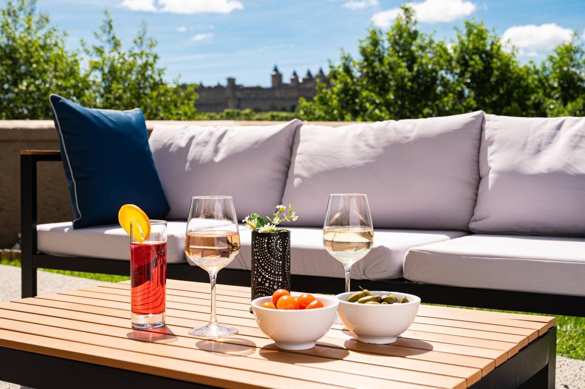 Sowell Hotels Les Chevaliers Carcassonne Bagian luar foto