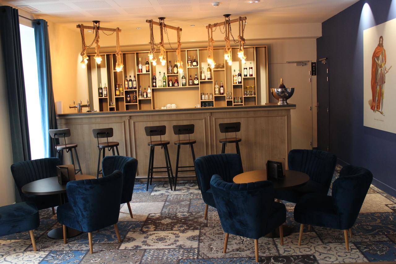 Sowell Hotels Les Chevaliers Carcassonne Bagian luar foto