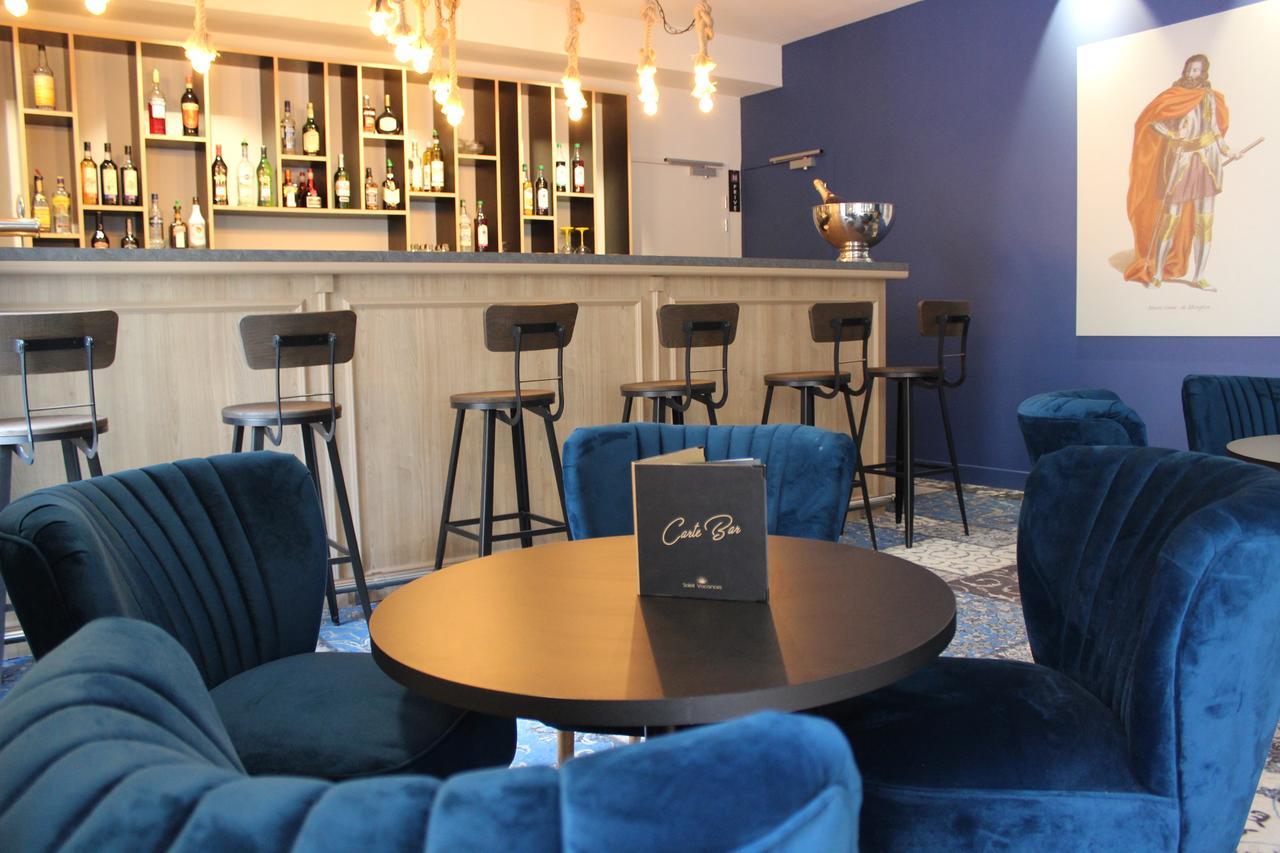 Sowell Hotels Les Chevaliers Carcassonne Bagian luar foto